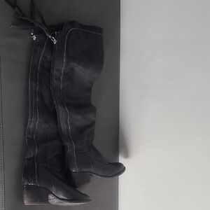 Women's Black Knee-High Boots
